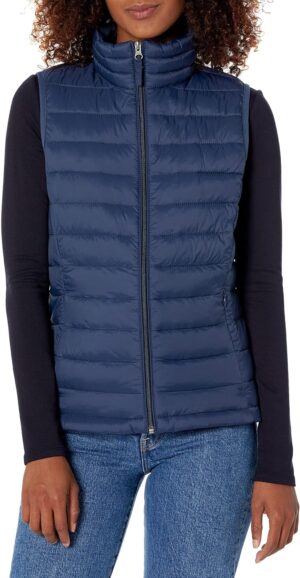 Amazon Essentials Women’s Lightweight Water-Resistant Packab…